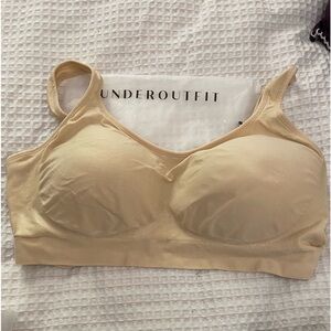 UNDEROUTFIT tan colored bra Size XL New with tags Extra bra extender